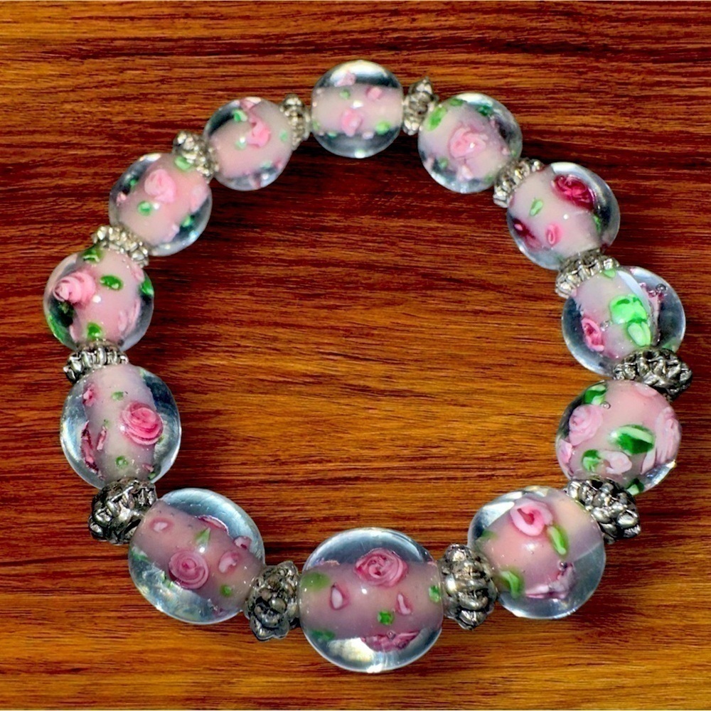 - Pink & Green Rose Faceted Glass Bead bracelet